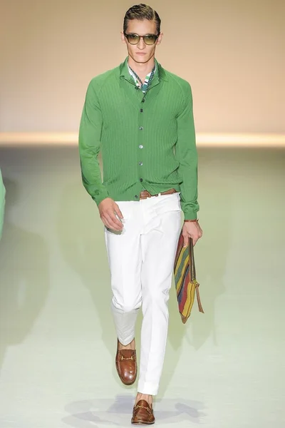 Look 2